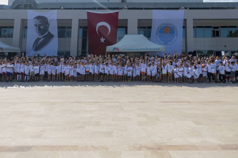 Mersin Büyükşehir Belediyesinin yaz spor kurslarının 1’inci etabı tamamlandı
