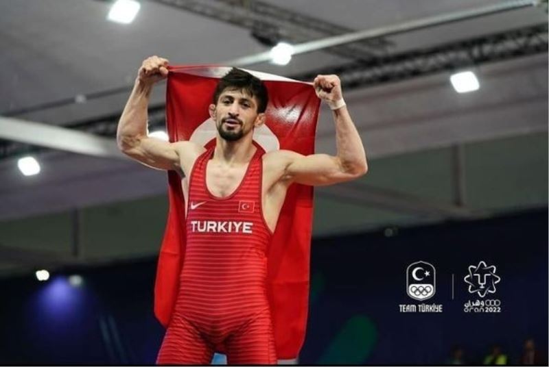 BAÜN’lü sporcu Kerem Kamal’dan Akdeniz oyunlarında altın madalya

