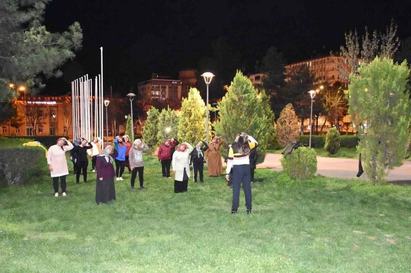 Diyarbakır’da Ramazan ayına özel akşam sporları başladı
