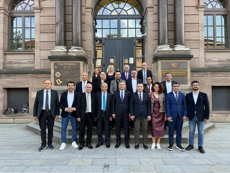 Antalya Gazeteciler Cemiyeti ile Nürnberg Basın Kulübünün kardeşliğinin 20. yılı kutlandı