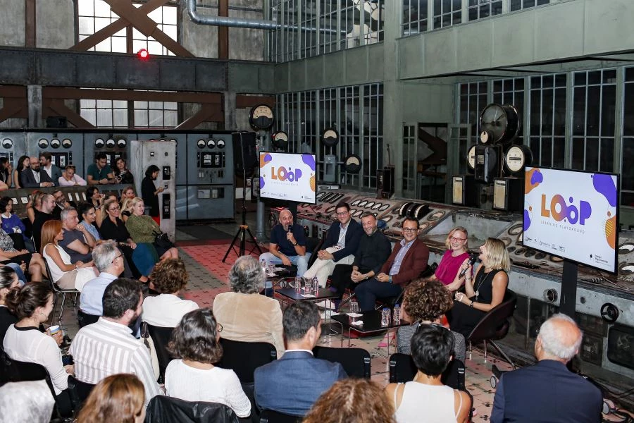 GELECEĞİ ŞEKİLLENDİREN EĞİTİM MODELİ BAŞLIYOR