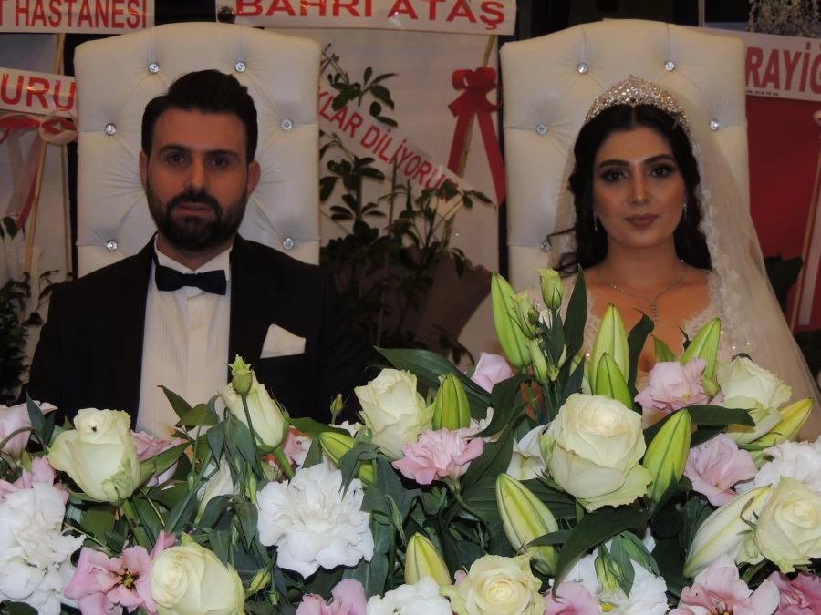 OSMANİYE’DE DİLLERE DESTAN DÜĞÜN TÖRENİ