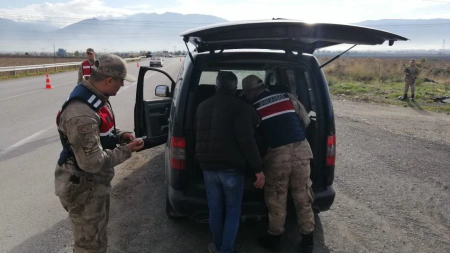 SON ÜÇ AYDA, 414 BİN 872 ARAÇ VE ŞAHIS SORGULANDI