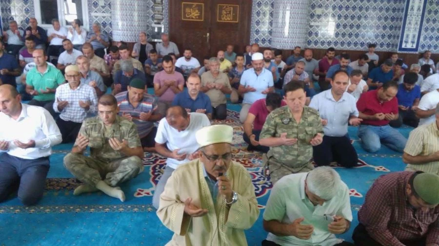 ŞEHİT JANDARMA SEDAT YILDIZ İÇİN MEVLİT OKUTULDU