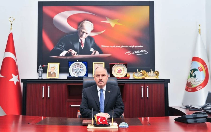 VALİ COŞKUN, ATATÜRK’ÜN OSMANİYE GELİŞ YILDÖNÜMÜNÜ KUTLADI