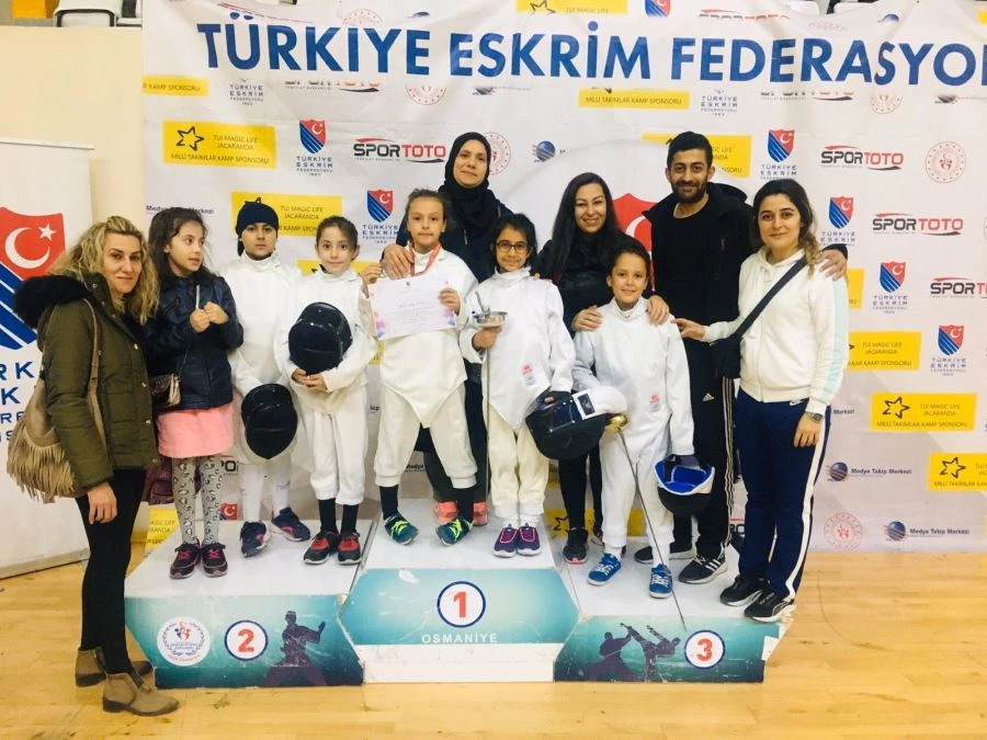 ESKRİMDE ALT YAŞLAR EPE AÇIK TURNUVASI OSMANİYE