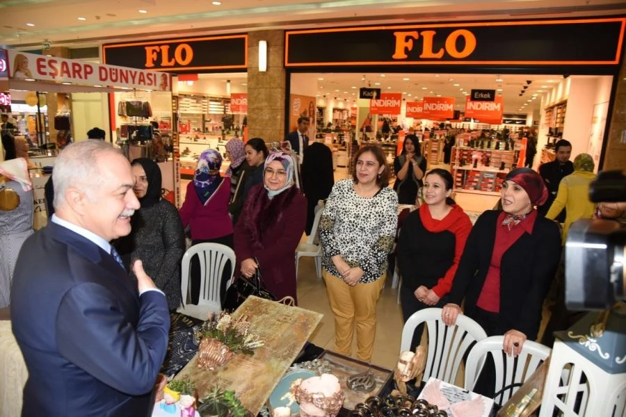 MUTLU KADINLAR EL ÜRÜNLERİ SERGİSİ AÇILDI