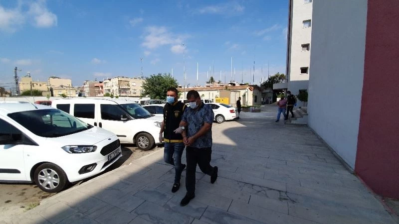 Lüks pikapların farlarını böyle çaldılar
