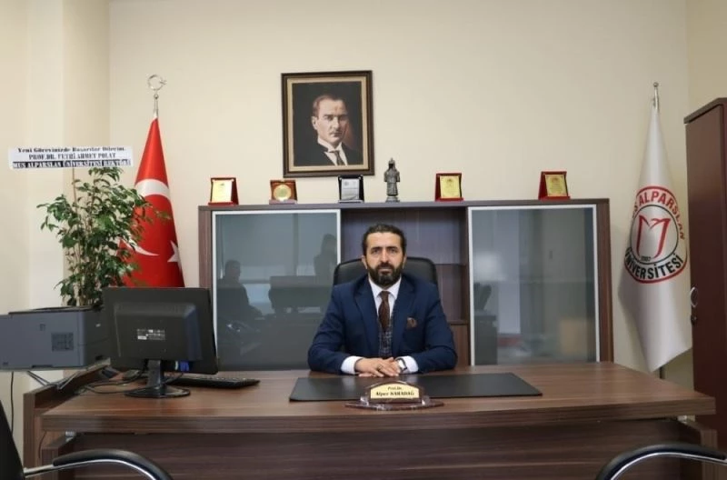 MŞÜ Spor Bilimleri Fakültesi Dekanlığına Prof. Dr. Karadağ asaleten atandı
