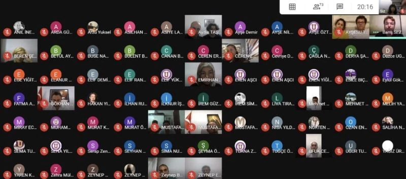 Online eğitimde veli-öğrenci söyleşisine yoğun katılım
