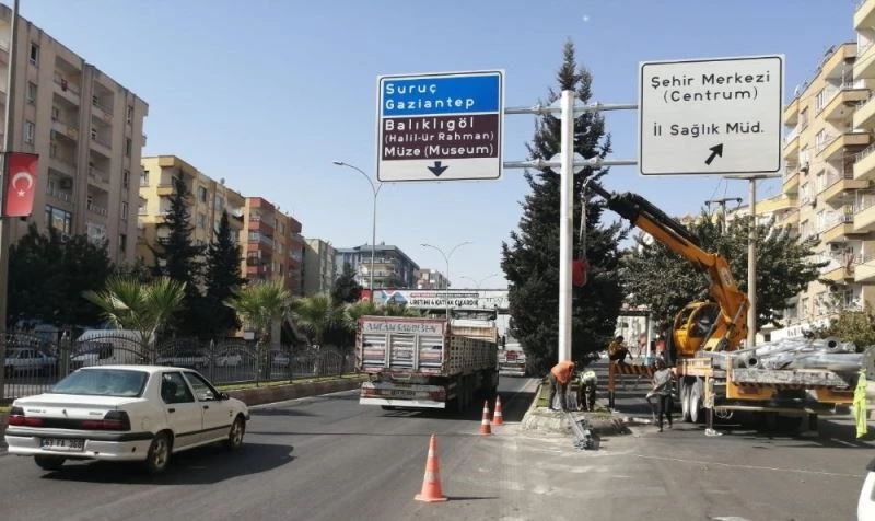Şanlıurfa yolları tabelalarla donatılıyor
