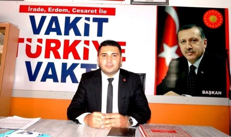 Sarıgöl AK Parti Gençlik Kolları’nda ’Batuk’ güven tazeledi
