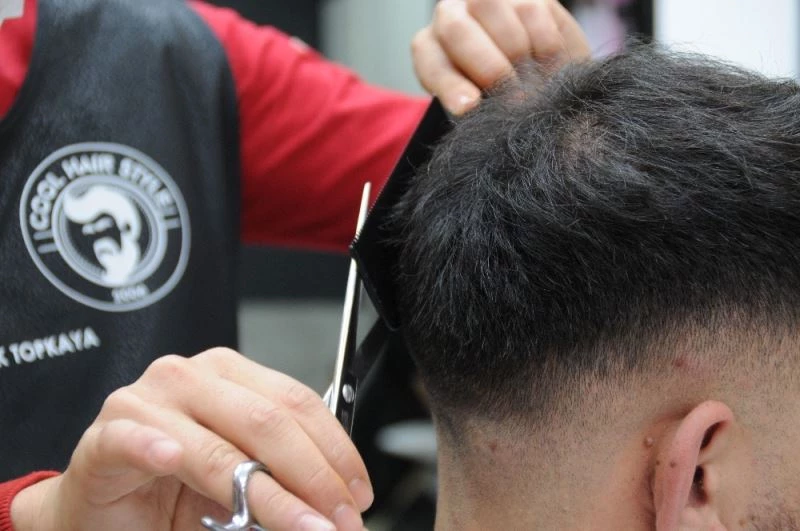 Saçlarınızı kafa yapısına uygun olarak kestirin
