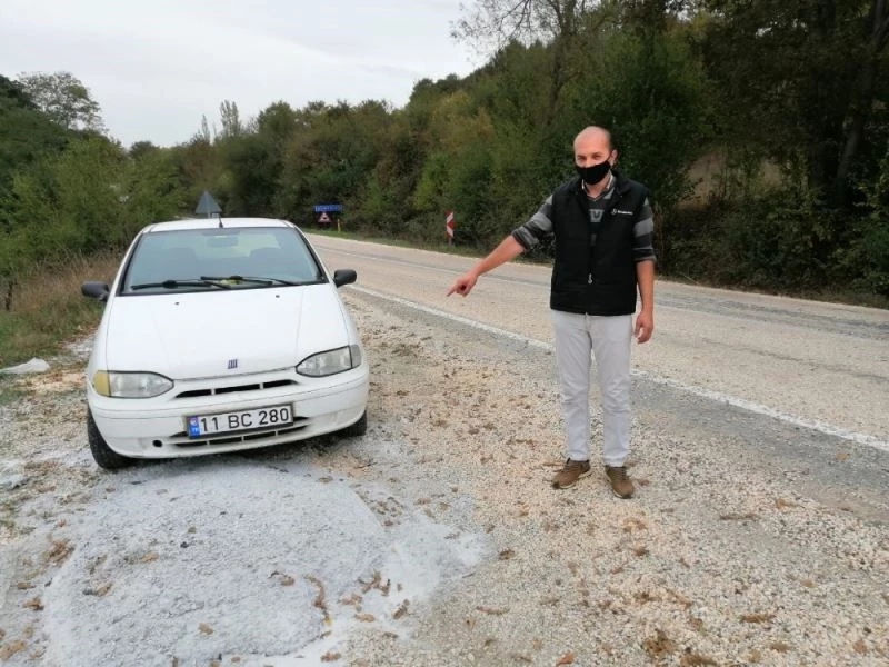 Beton mikserleri atıklarını yok kenarına boşaltıyor
