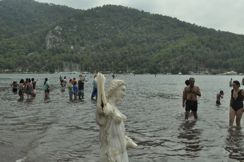 Kızkumu yerli ve yabancı turistlerin gözdesi olmaya devam ediyor
