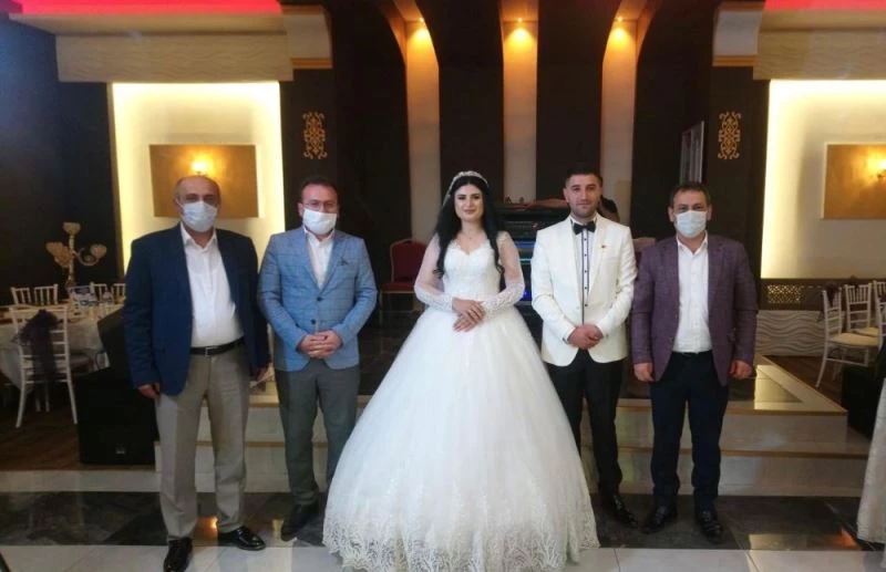 Gazeteci Nesrin Çetinkaya dünya evine girdi
