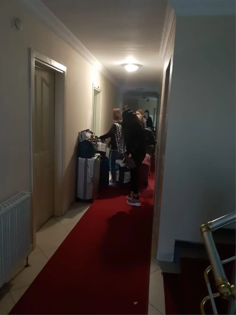 Jandarma 6 aylık takip sonucunda fuhuş çetesini çökertti: 36 gözaltı
