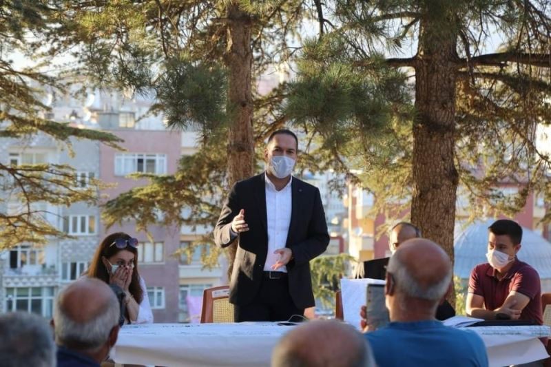 Niğde’de Belediye Başkanı Özdemir, kale ve çevresi kentsel dönüşümünde vatandaşlar buluştu
