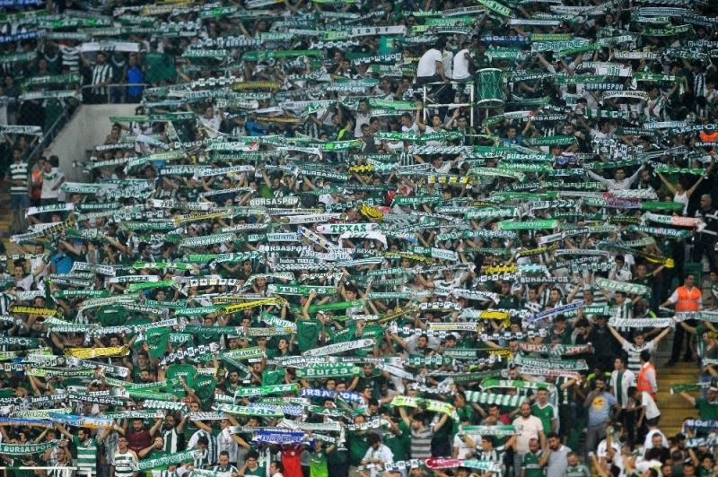 Teksas Bursasporlular Derneği, Hatay için gerçekleştirilen kampanyaya kayıtsız kalmadı
