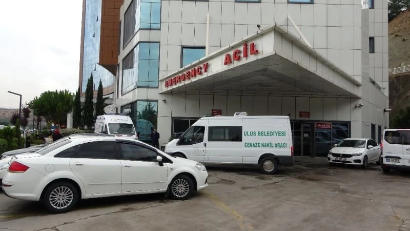 Sahte alkolden 1 kişi öldü 1 kişi komada
