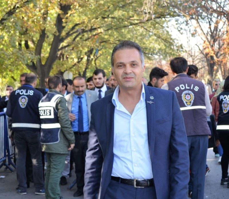 Kongrede Destici’ye Sivaslı rakip
