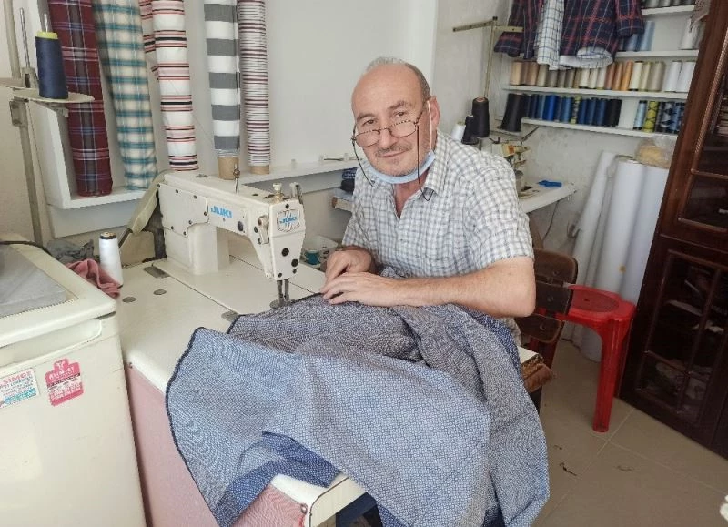 Hobi olarak başladı 40 yıldır gömlek dikiyor
