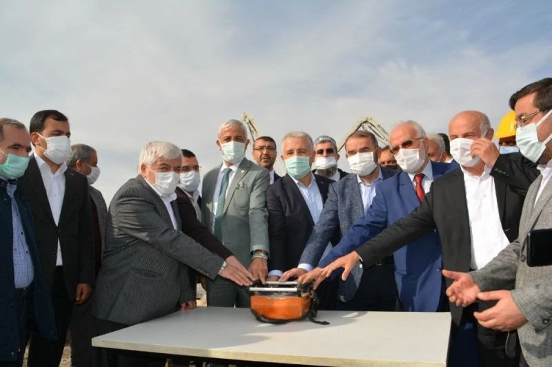 Sarıkamış’ta Davud-u Karsi İslami İlimler Külliyesi’nin temeli atıldı
