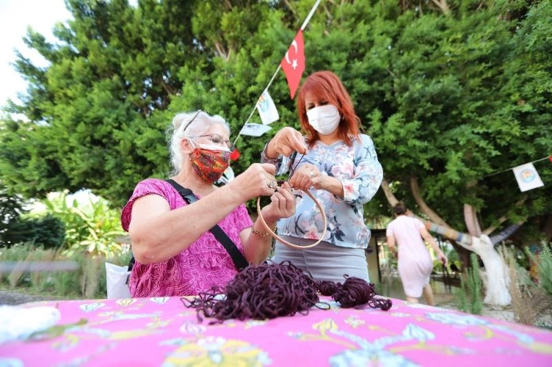 Sanat Çarşısında rüya kapanı yapmayı öğrendiler
