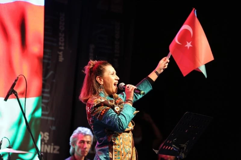 Azerbaycan Devlet Sanatçısı Azerin; “Yakın zamanda Dağlık Karabağ’da Çırpınırdı Karadeniz’i söyleyeceğim”
