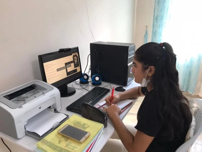 Köye kablosuz internet getirip, öğrencileri EBA’ya kavuşturdu
