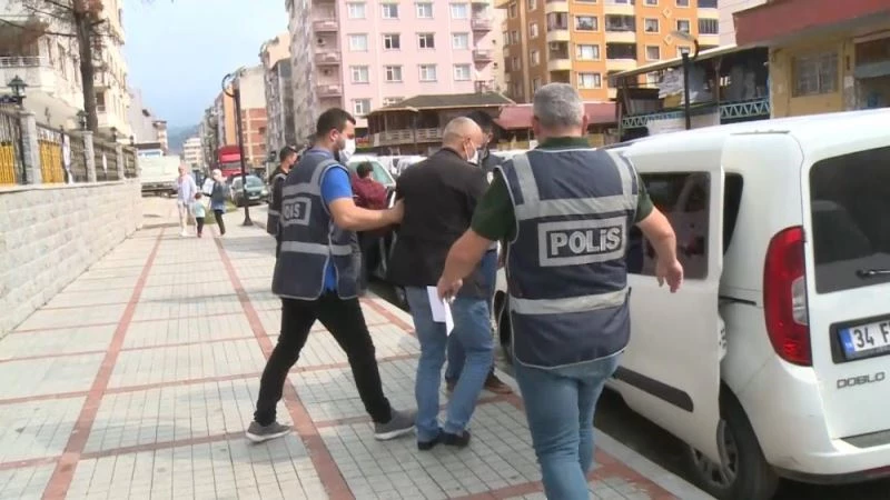 Rize’de rögardan çıkan şahsı kovaladıkları iddia edilen 3 kişi arkadaşı çıktı
