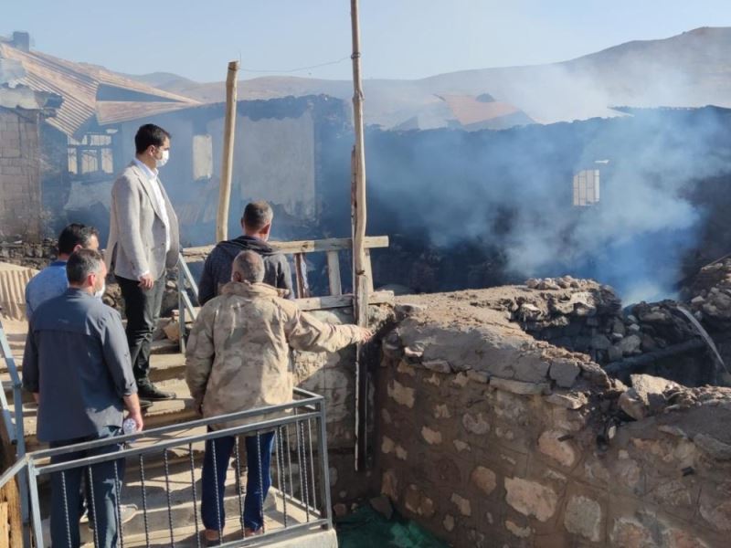 Tunceli’de 4 ev yandı, yaraların sarılması için çalışma başlatıldı
