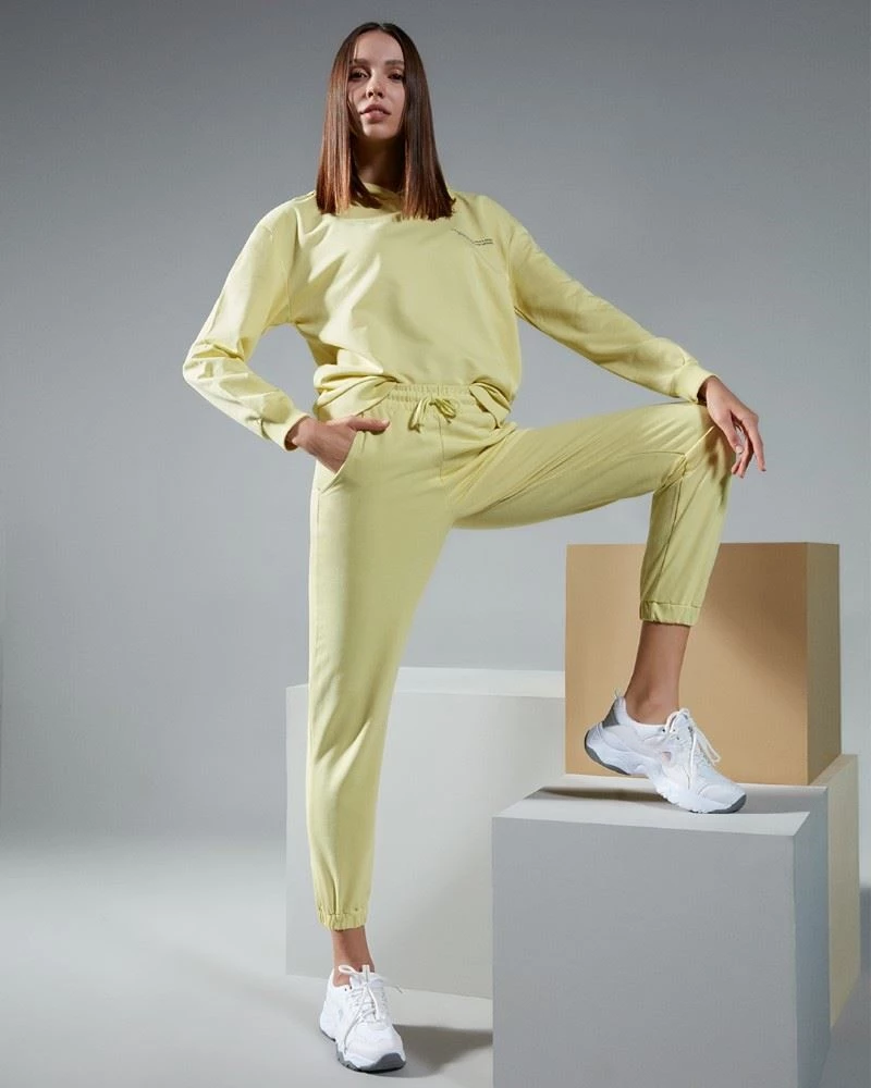 Sonbahara yakışacak eşofman takımları
