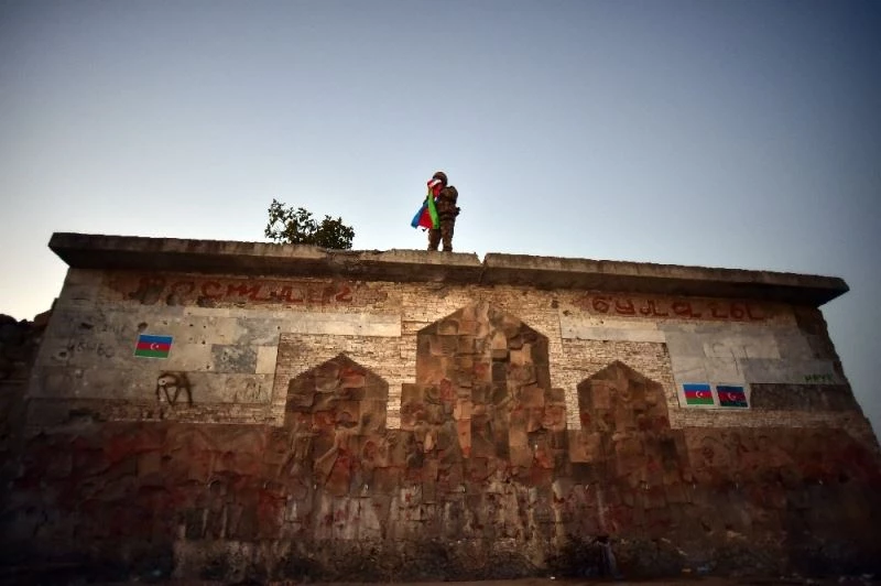 Ermenistan işgalinden kurtarılan Cebrayıl’in eski kent merkezi görüntülendi
