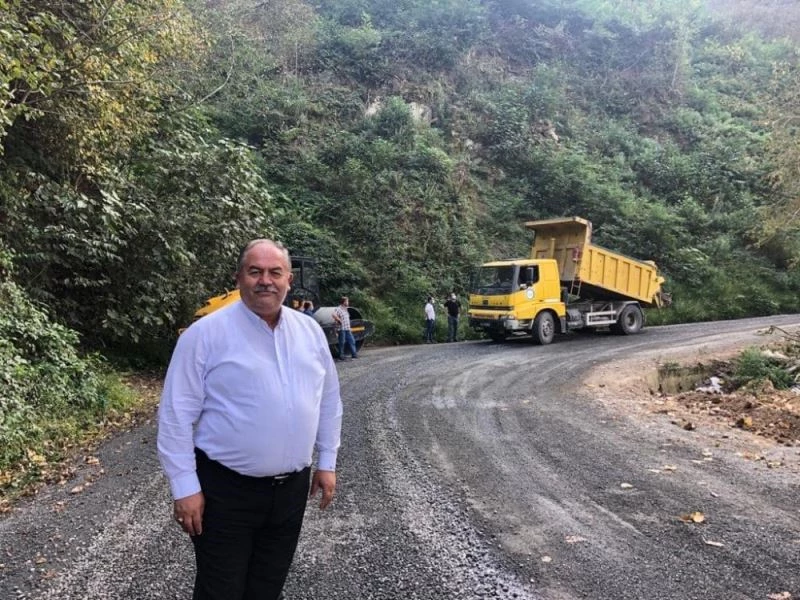 Başkan, bir asırlık yol hasretine son verdi
