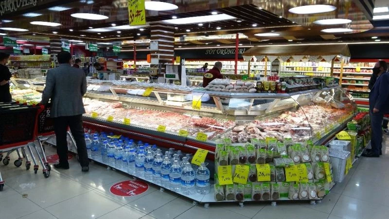 Roka’dan araba hediyeli dev kampanya
