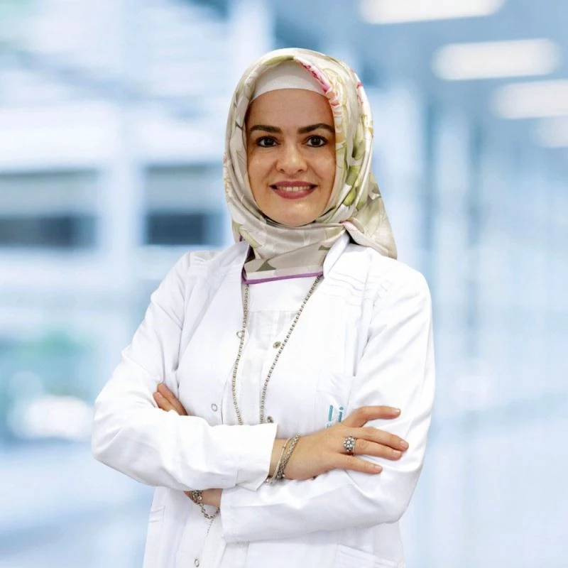 Opr. Dr. Şeyma Yöney: 