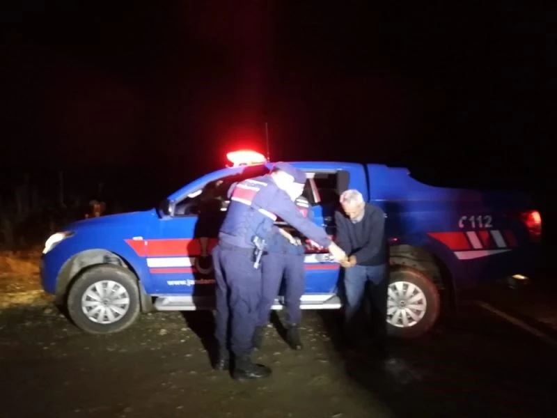 Mantar toplamak için gezdiği ormanda kayboldu
