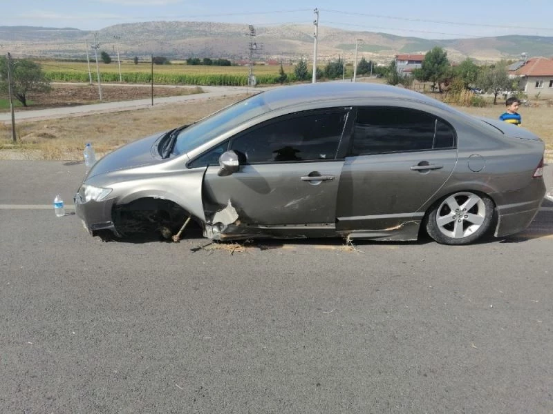 Bir anlık dalgınlık kazaya neden oldu
