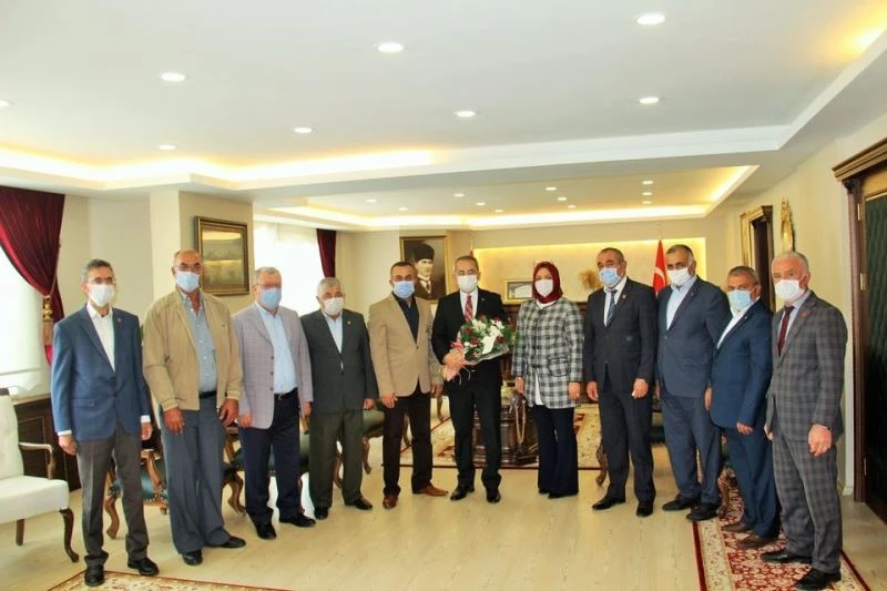 Tosyalı Muhtarlar Kaymakam Deniz Pişkin’i ziyaret etti
