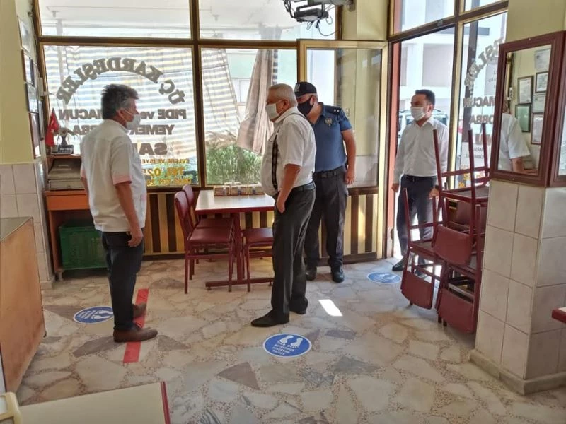 Kaymakam Soley, işletmeleri denetledi
