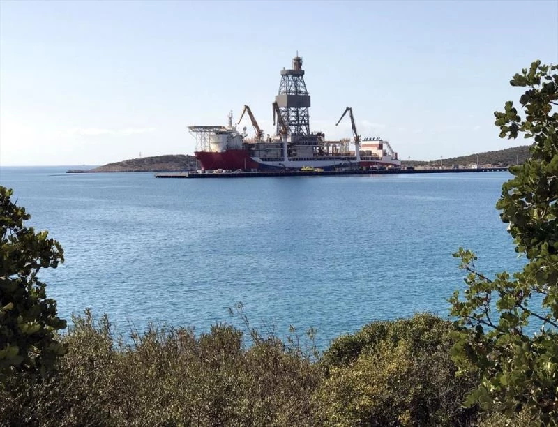 Kanuni sondaj gemisinin Mersin