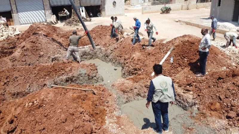 Azez’de 12 derslikli okulun inşasına başlandı
