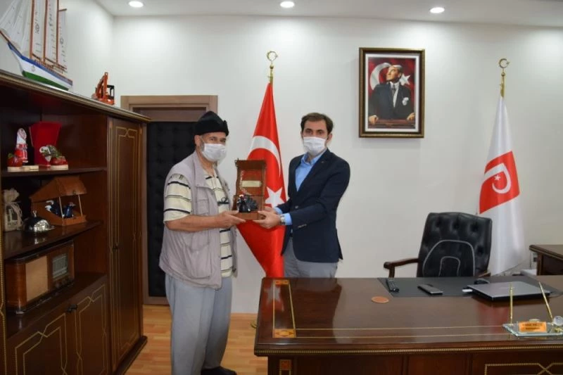 Posof’ta Huş Tavuğu ilçenin maketi oldu
