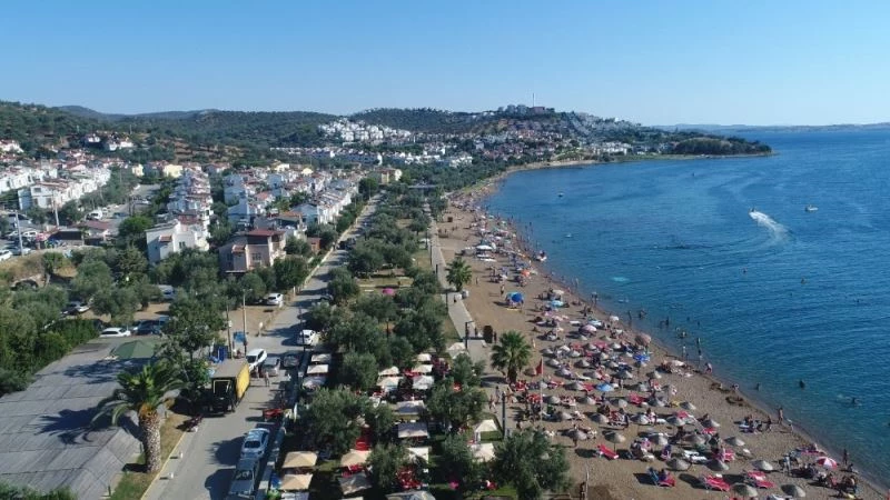 Başkan Devecilerden yazlıkçılara çağrı “Seviyorsan Burhaniyeli ol”
