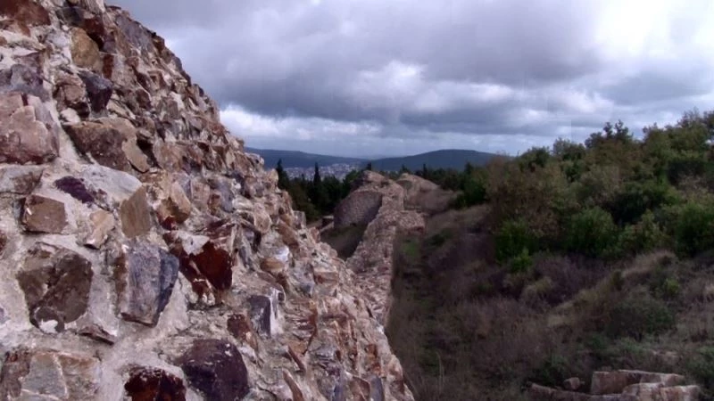İstanbul’un yaşayan tarihlerinden Aydos Kalesi’nin restorasyon çalışmaları tamamlandı
