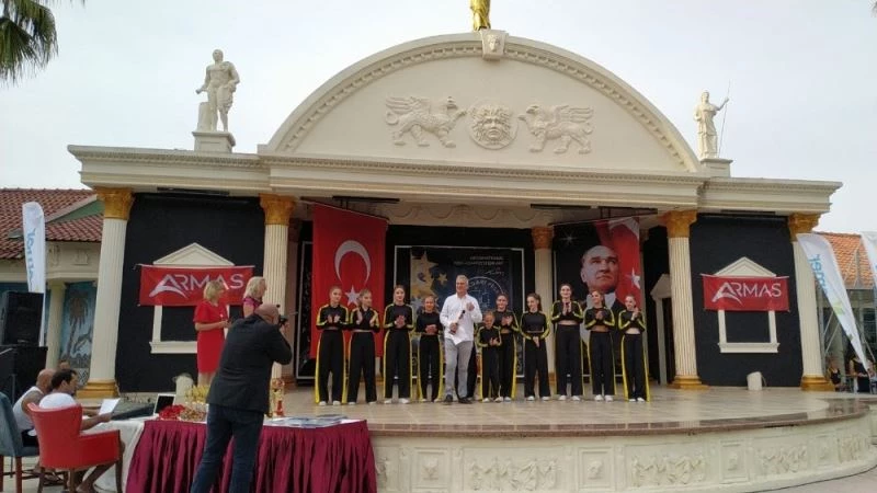 Kemer’de düzenlenen Gold Art Fest sona erdi
