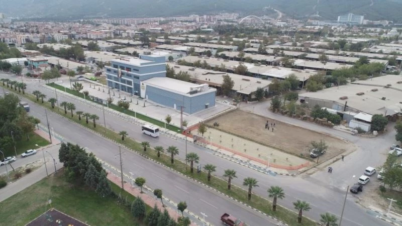 Atıl alan hem yeşillenecek hem de açık otopark olacak
