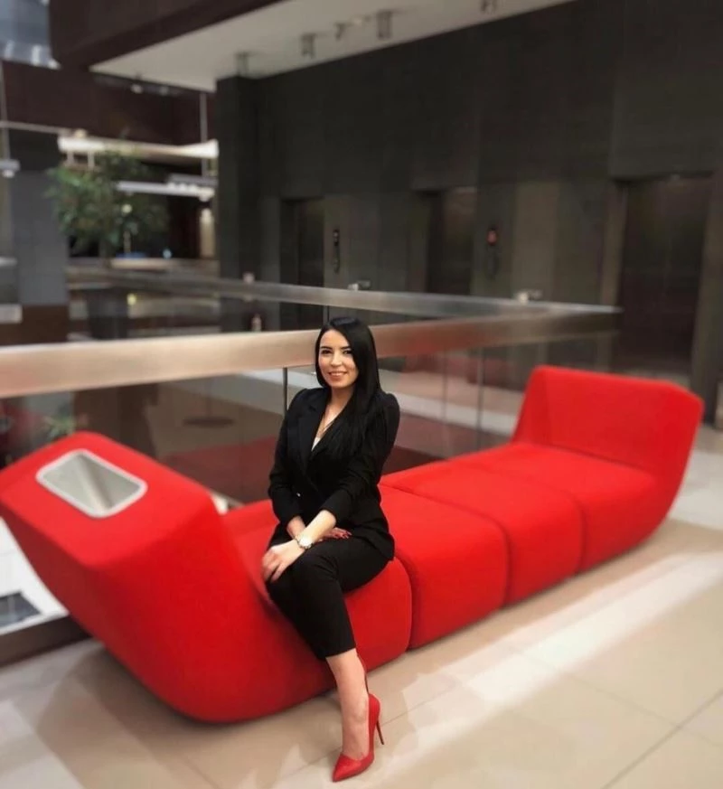 Parasını ödediği otelde rezervasyonu çıkmayınca, faiziyle geri aldı
