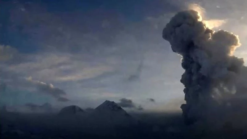 Rusya’da Bezymianny Yanardağı kül püskürttü
